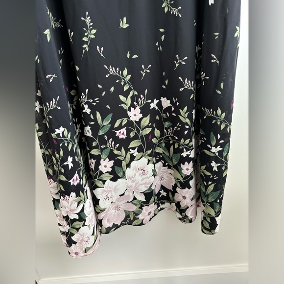 Midi dress with floral design - Picture 3 of 3